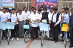 Dr. Wooday P. Krishna and Shri Saleem Ahmed, Director General, Nehru Yuvak Kendra, Govt.of India, flagging of a Cycle Expedition to create awareness on the preservation of Arkavathi River organized by National Service Scheme, Seshadripuram College, Bengaluru, 2013.